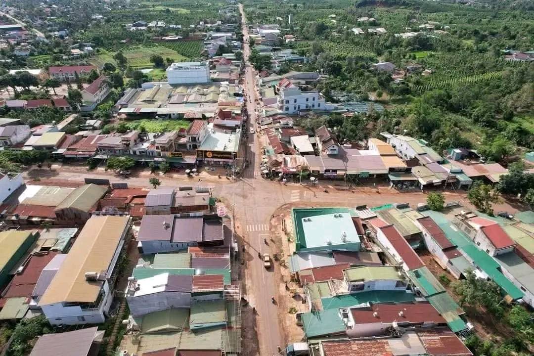 Đất nền kinh doanh mặt tiền đường tỉnh lộ 682, Đắk Mil 375m² giá 3.25 tỷ - Cơ hội đầu tư tuyệt vời!