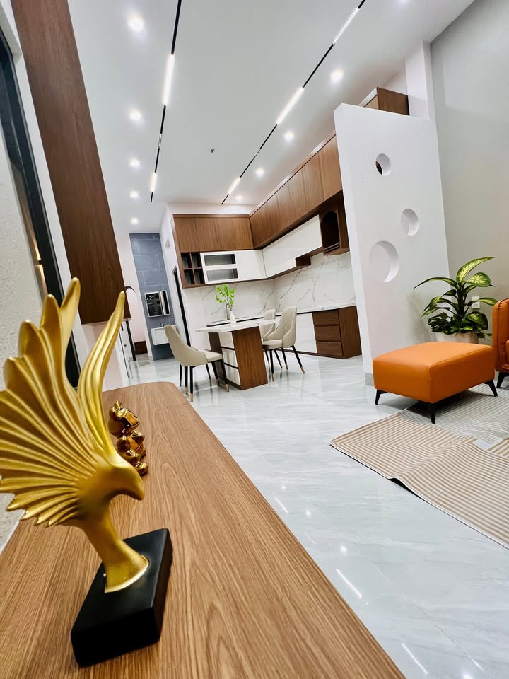 Nhà riêng Hẻm 81 Trương Định 135m² giá 1.79 tỷ - Thiết kế hiện đại, sẵn sàng vào ở!