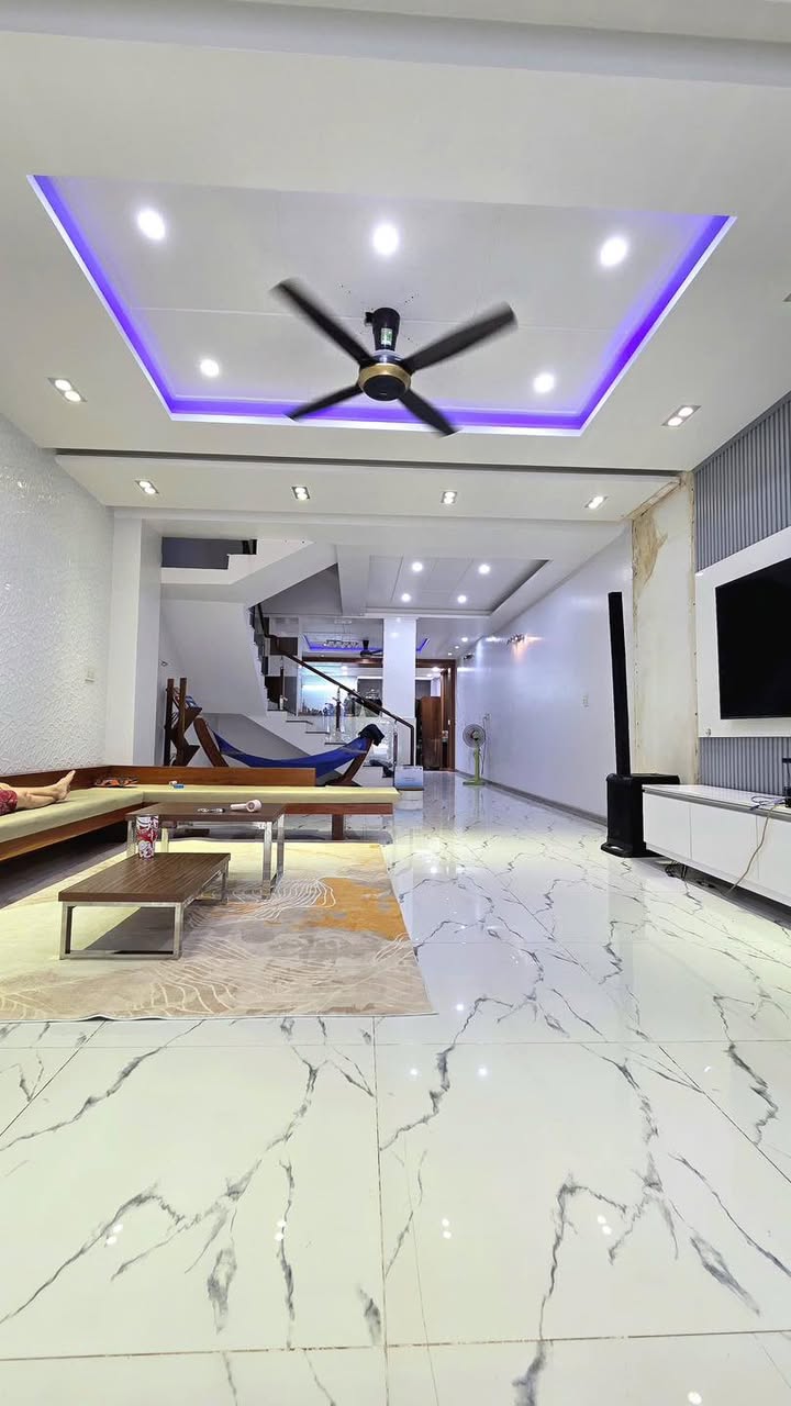 Nhà phố kinh doanh mặt tiền Phan Thị Ràng Rạch Giá 125m² giá 7 tỷ - Đầu tư sinh lời ngay!