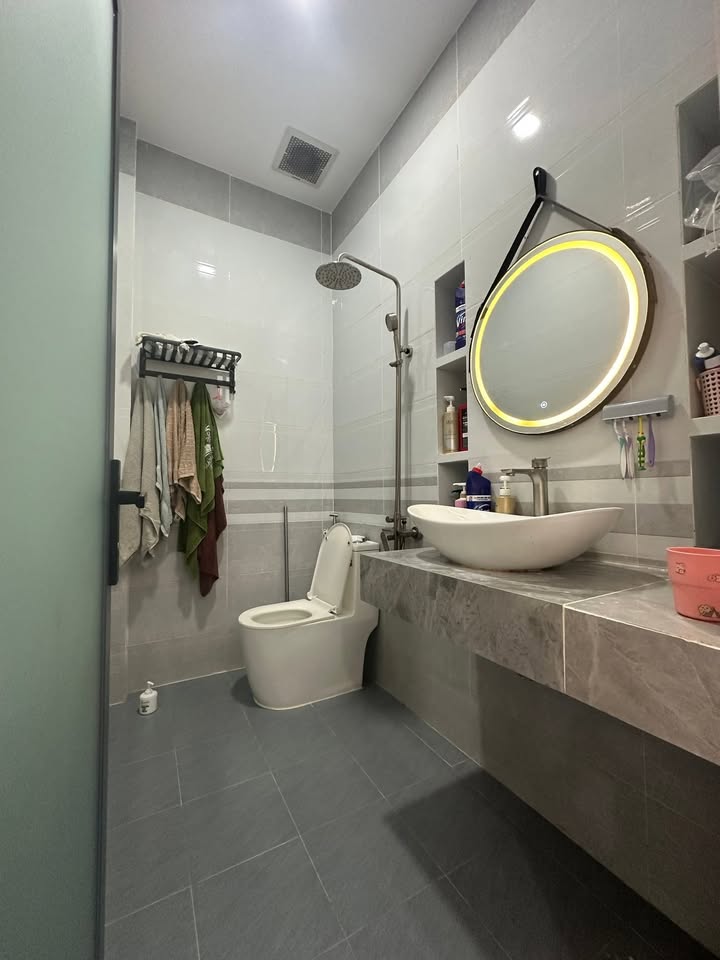 Nhà cấp 4 mới keng Xuân An 100m² giá 1.199 tỷ - Full nội thất, sân ô tô!