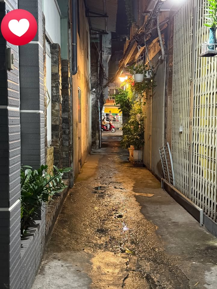 Nhà phố Quận 8 - 31m² giá 4.2 tỷ - Tiện xây mới theo ý thích!