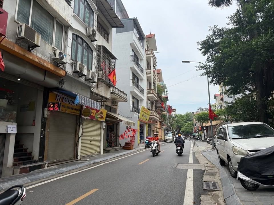 Nhà phố Yên Lãng, Hai Bà Trưng 54m² giá 9 tỷ - Cơ hội đầu tư hiếm có!