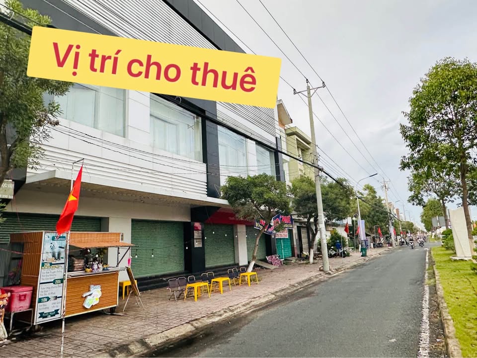 Cho thuê 4 căn mặt tiền đường Tân Lộ Kiều Lương, Châu Đốc - Kinh doanh sầm uất, giá tốt!