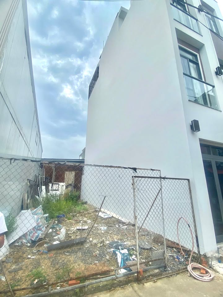 Đất nền Thủ Đức 59m² giá 5.8 tỷ - Xây dựng tự do, cao tầng!