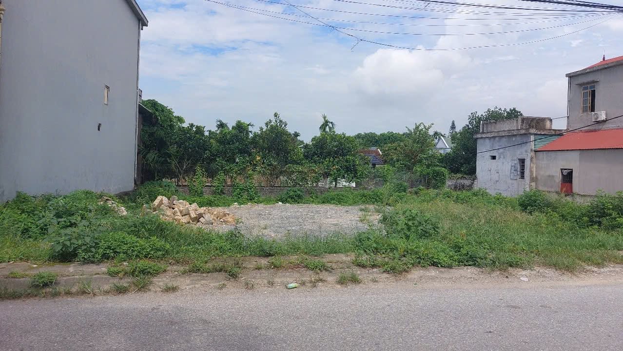 Đất nền đẹp tại Thôn Minh Thọ, Ý Yên, 130m² - Kết nối giao thông thuận lợi!