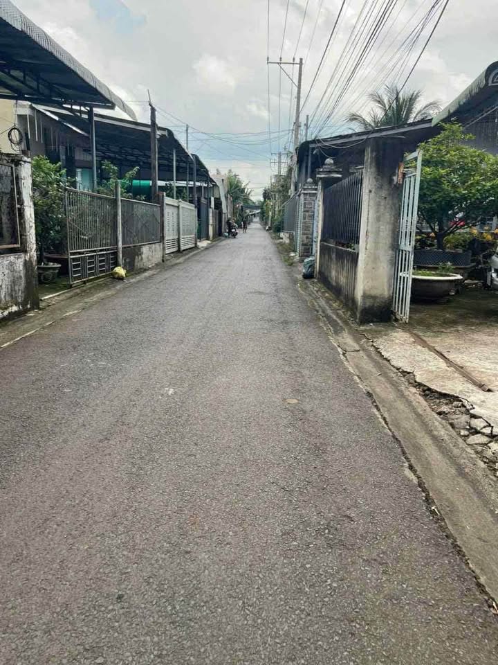 Đất thổ cư xã Gia Kiệm, Trảng Bom 320m² giá 3.2 tỷ - Sổ đỏ chính chủ, vị trí đẹp!