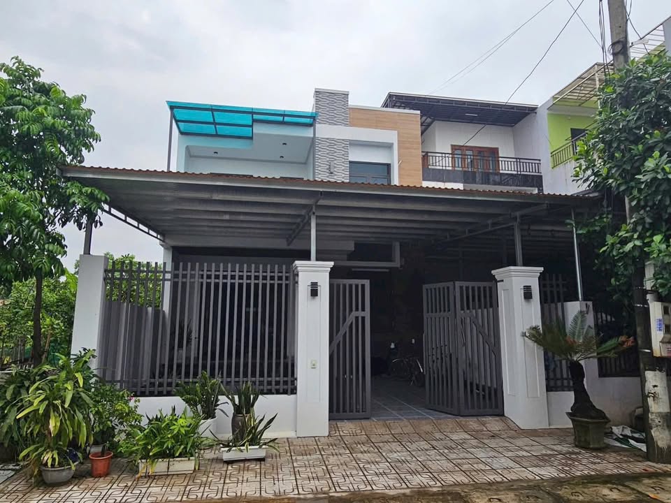 Nhà 2 tầng Gò Móc, Thái Nguyên 200m² giá 6.5 tỷ - Sẵn sàng vào ở!