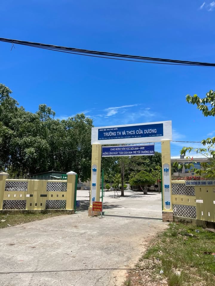 Đất nền Cửa Dương Phú Quốc 14,000m² giá 3.5 tỷ - Lô gốc 2 mặt tiền thuận lợi đầu tư!