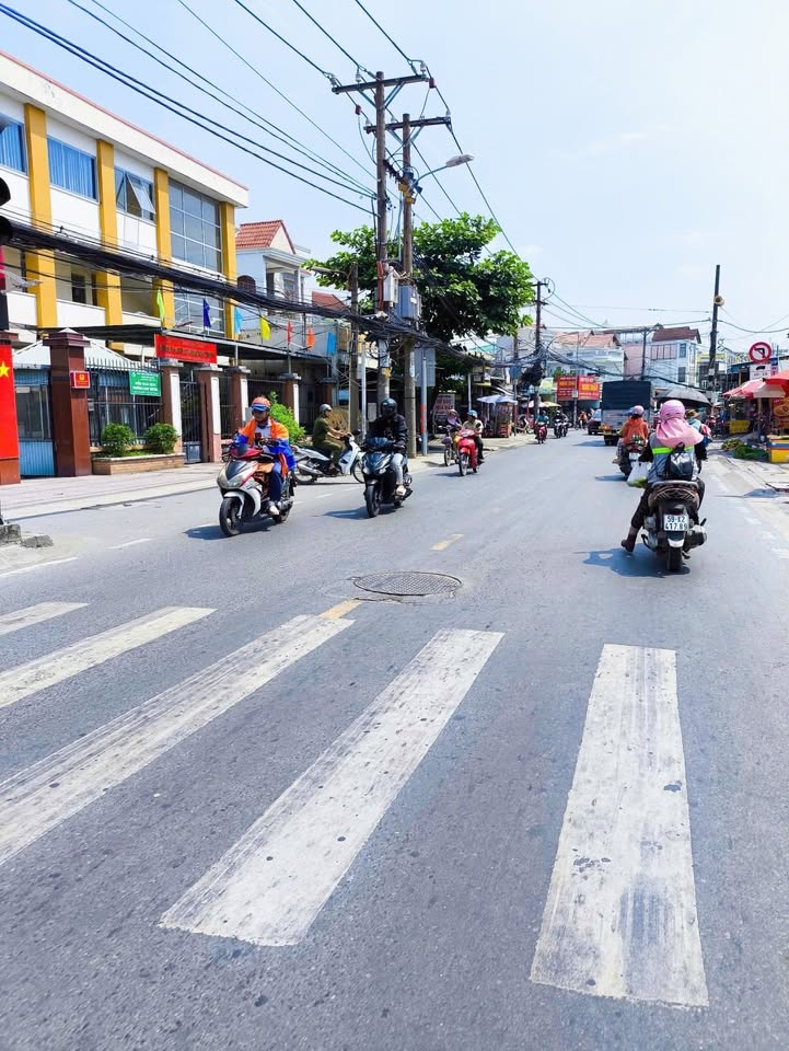 Đất thổ cư 103m² đường 7, P. Long Trường, Thủ Đức - Giá chỉ 4.1 tỷ!