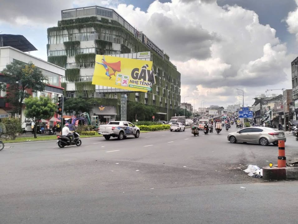 Đất mặt tiền đường Chợ Xóm Củi, Quận 8, diện tích 1387m² - Cơ hội đầu tư sinh lời!