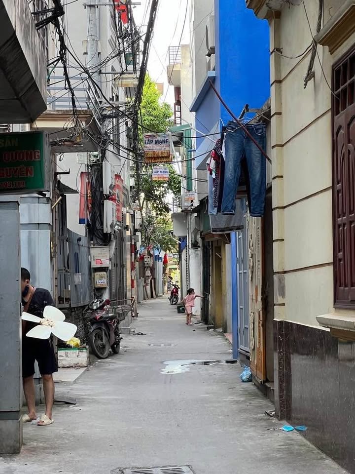 Nhà đẹp Tam Trinh 30m² giá 4 tỷ - Ô tô đỗ cửa, tiện di chuyển!