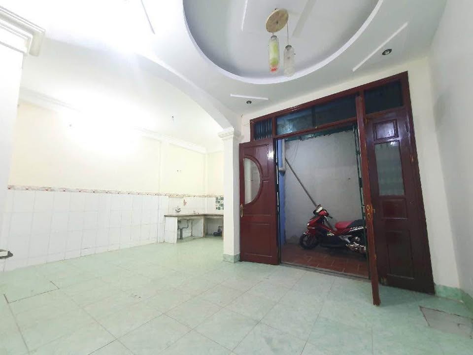 Nhà phố đường Tam Trinh, Hoàng Mai 45m² giá 6xx triệu - Sẵn sàng về ở ngay!