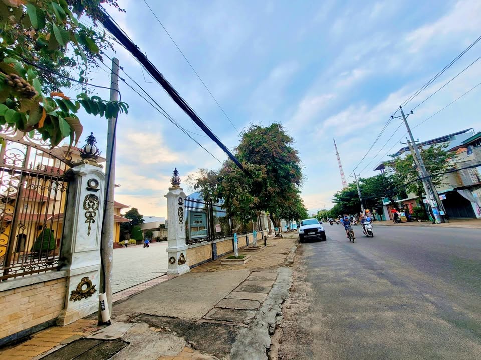 Bán lô đất thổ cư Phú Thủy 139m² giá 1.45 tỷ - Gần biển chỉ 10 phút!