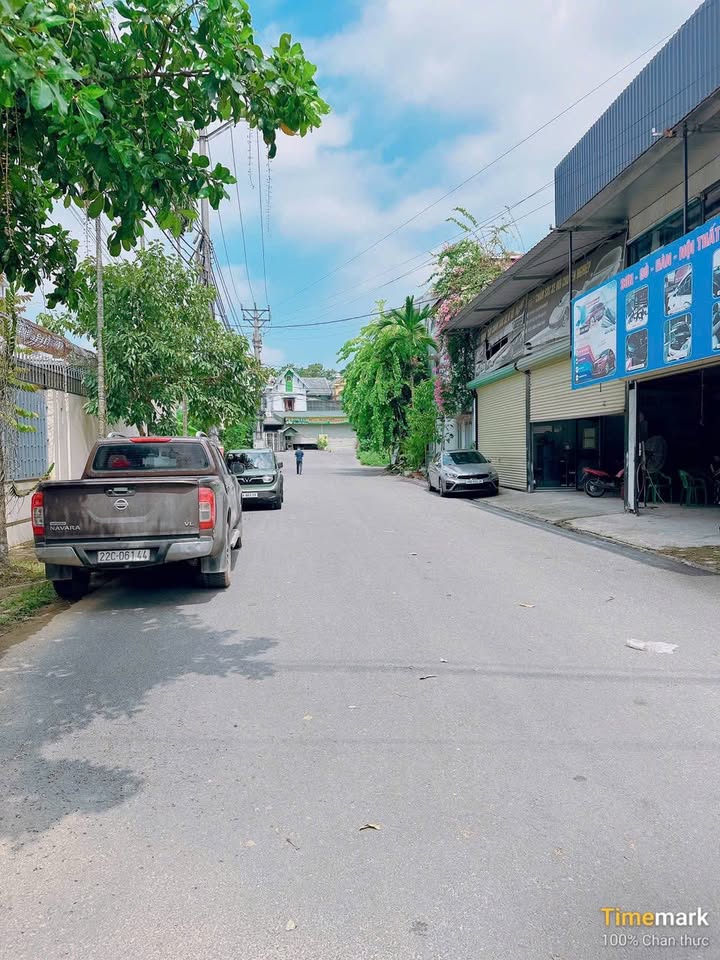 Nhà 3 tầng Nguyễn Du, Việt Trì 90.24m² giá 6.5 tỷ - Mặt tiền thoáng đãng, giao thông thuận lợi!