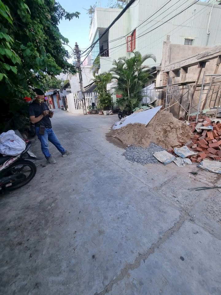 Dãy trọ kiệt ô tô Nguyễn Công Trứ, Đà Nẵng 112m² giá 4.5 tỷ - Gần biển Mỹ Khê!