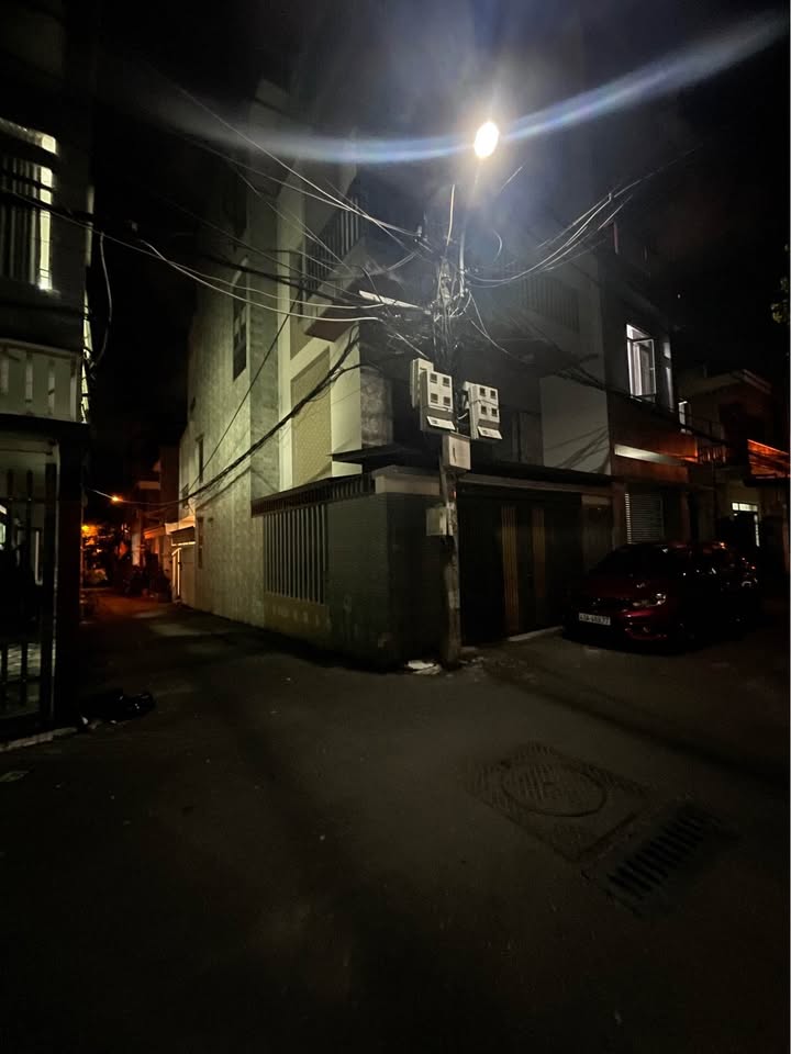 Nhà lô góc 2 mặt kiệt ô tô tại Ngũ Hành Sơn 65m² giá chỉ 7.45 tỷ - Tiện ích đỉnh cao!