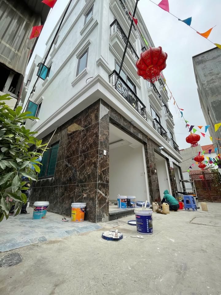 Nhà 5 tầng Thượng Cát, Bắc Từ Liêm 30m² giá 5 tỷ - Thiết kế hiện đại, ô tô đỗ cửa!