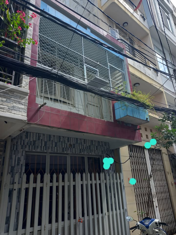 Nhà phố Số Vĩnh Hội, Quận 4, 21m² giá 5 tỷ - Nhà xe hơi đỗ cửa