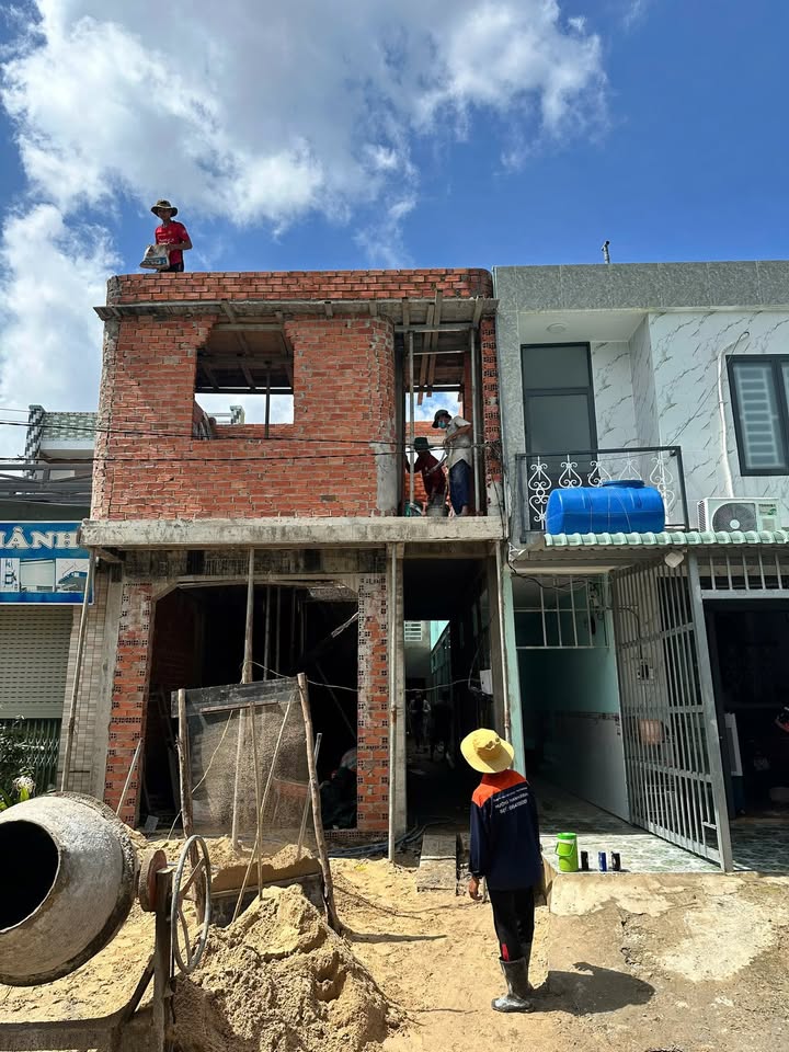 Phòng cho thuê mới xây tại KDC Tân Đức, 17A, giá 2 triệu - Sẵn sàng vào ở!