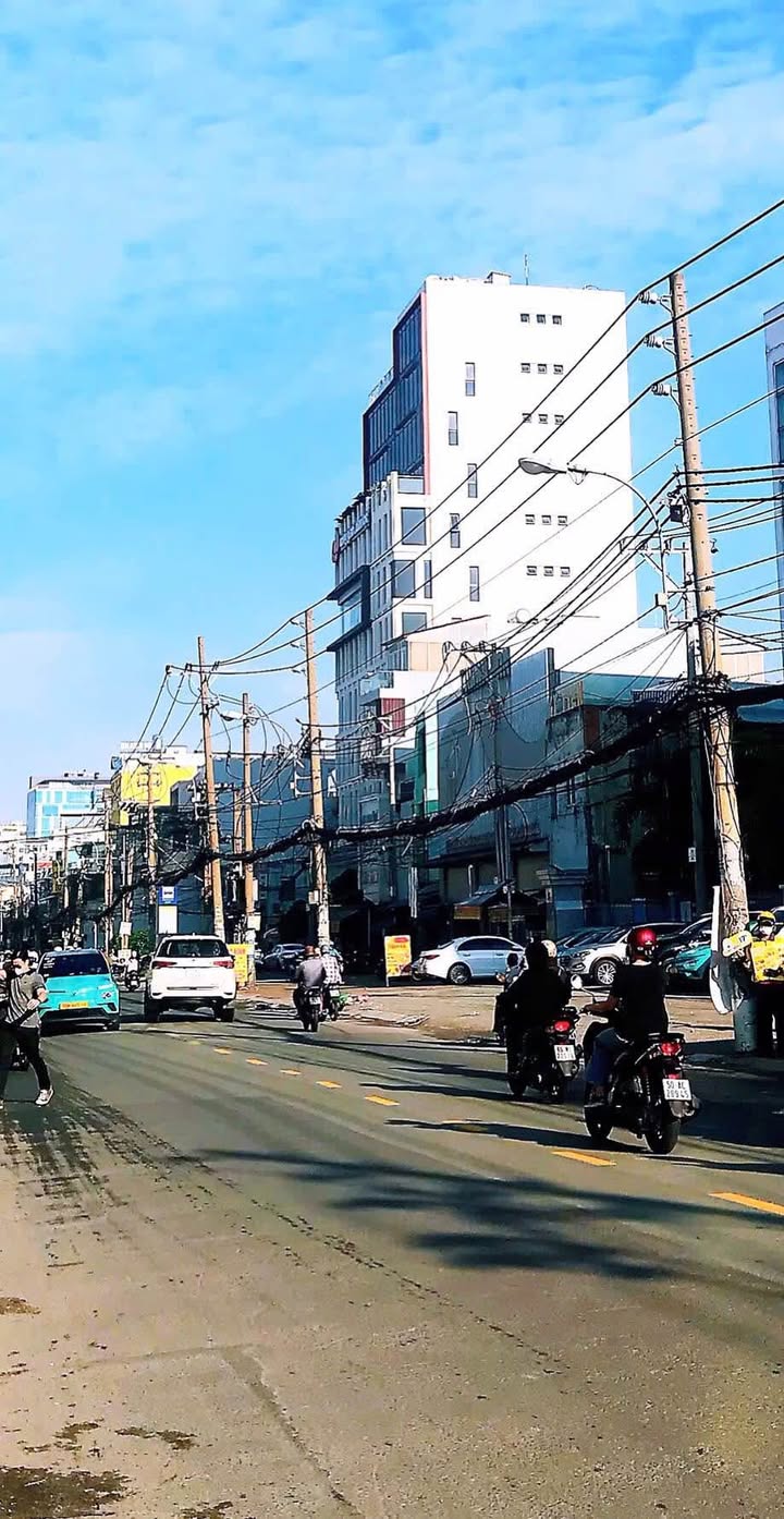 Nhà 2 Tầng Đường Cách Mạng Tháng 8, Quận 3, 77m² - Giá Thỏa Thuận, Sẵn Sàng Bớt!