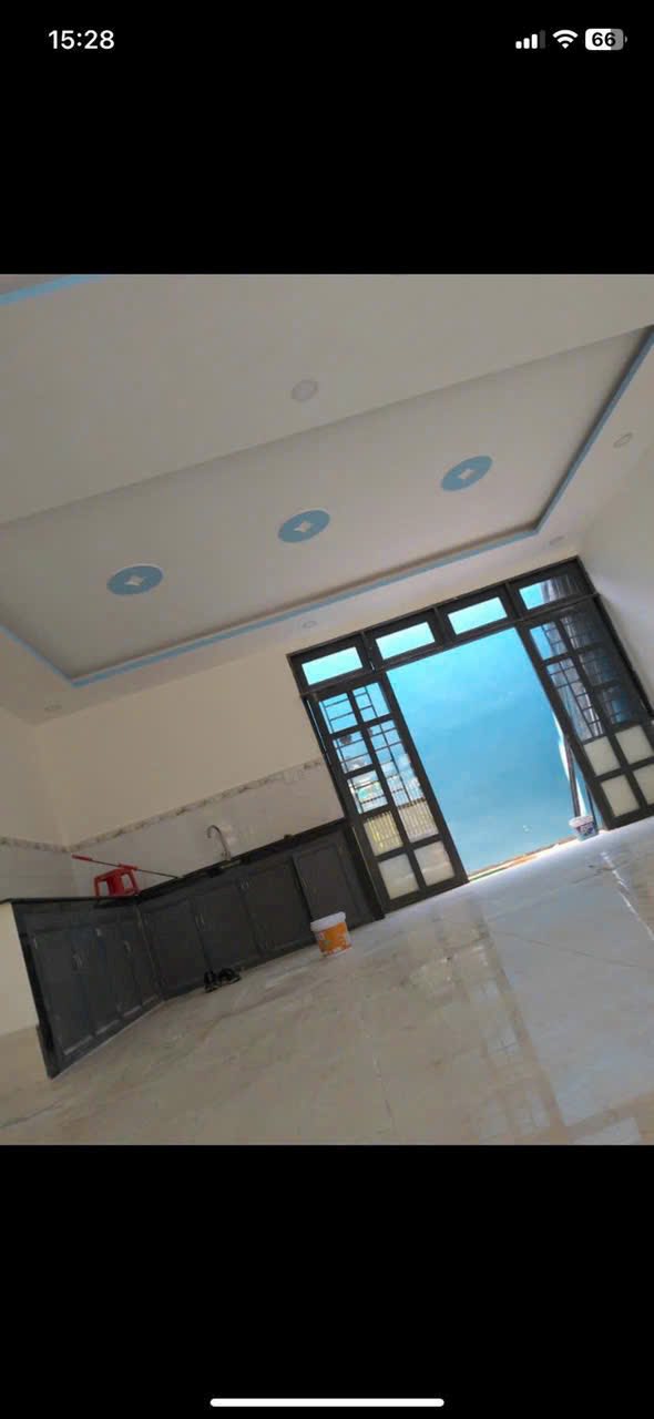 Bán nhà Phú Mỹ Thủ Dầu Một 73m² giá 2.4 tỷ - Khu dân cư sầm uất!