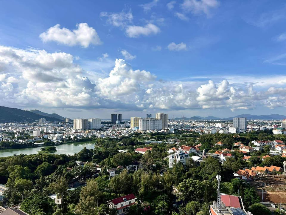 Căn hộ 2PN Chung cư lô A Nguyễn Hữu Cảnh Vũng Tàu 70m² giá 2.65 tỷ - View biển tuyệt đẹp!