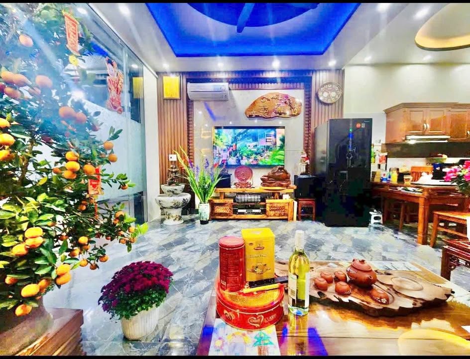 Nhà lô góc 3.5 tầng Đằng Hải 35m² giá 2.49 tỷ - Ô tô vào tận cửa!