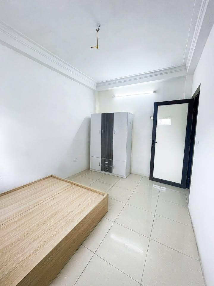 Nhà cho thuê 3 tầng, 3 phòng ngủ tại Định Công, Hoàng Mai - Giá chỉ 7.5 triệu!