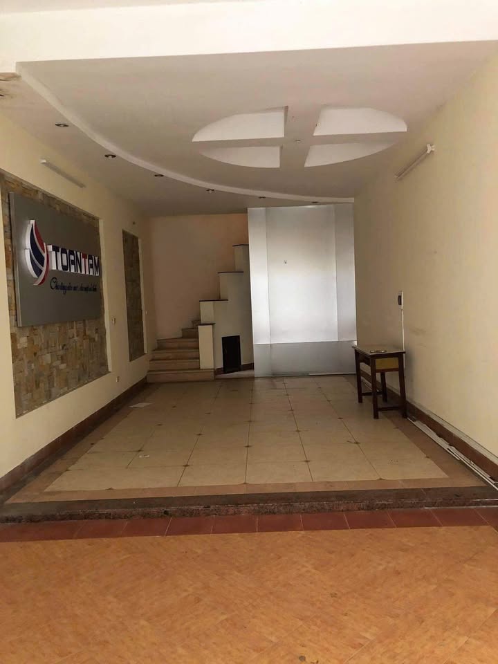 Nhà cho thuê đường Phạm Tuấn Tài, Cầu Giấy 55m² giá 20 triệu - Sẵn sàng nhận nhà ngay!