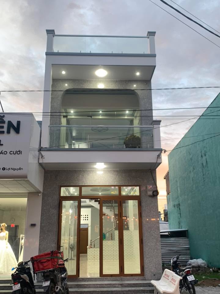 Cho thuê nhà mặt tiền D4, Chợ Ngã Năm, 1 triệu/tháng - Cơ hội kinh doanh lý tưởng!