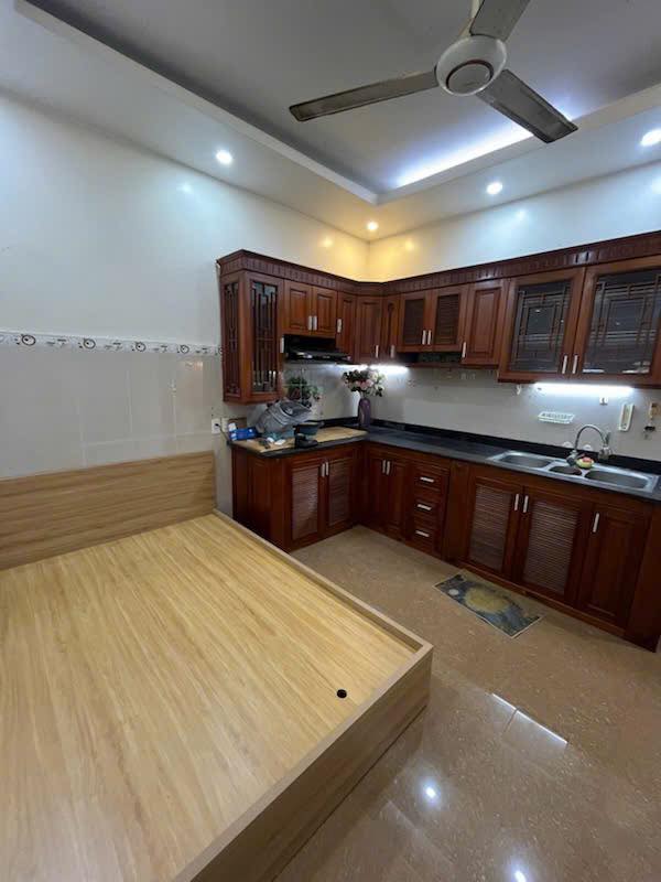 Phòng cho thuê phố Kim Đồng, Giáp Bát 2.7 triệu - Tiện nghi đầy đủ, vào ở ngay!