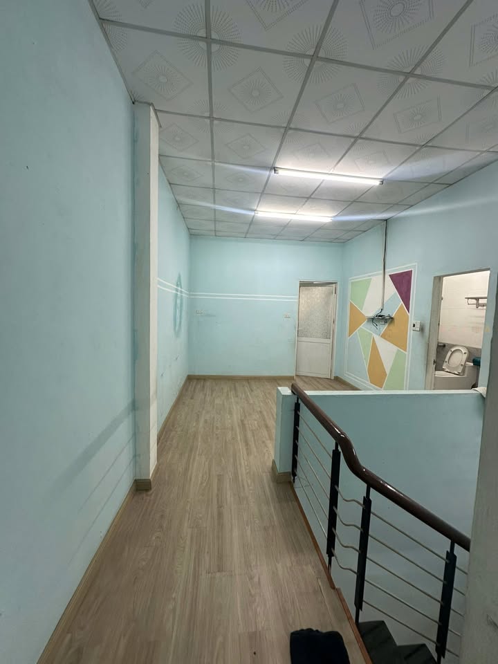 Nhà 2 tầng mặt tiền đường Hồ Đắc Di 100m² giá 10.2 tỷ - Đầu tư sinh lời ngay!