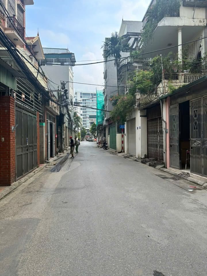 Bán gấp đất mặt phố Tân Thụy 103m² - Tiềm năng đầu tư lớn!