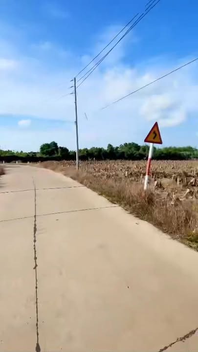 Đất 2 mặt tiền tại Định Quán, Đồng Nai 10,000m² - Giá 4 tỷ thương lượng