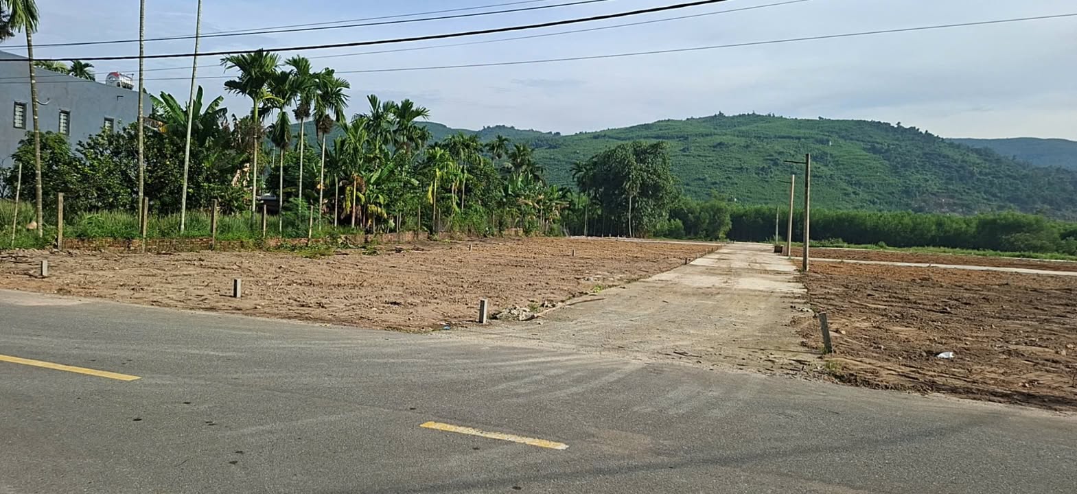 Đất nền Hòa Tiến Đà Nẵng 120m² giá 1.2 tỷ - Vị trí đẹp, đầu tư sinh lời!