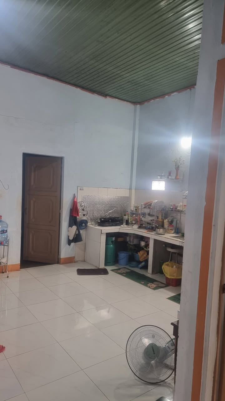 Nhà cấp 4 tại 12 Hải Thượng Lãng Ông, Buôn Hồ 156m² giá 2 tỷ - Sổ đỏ chính chủ!