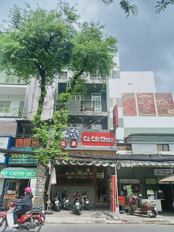 Cho thuê mặt tiền Trường Sơn, Quận 10 - Diện tích 93m² giá 50 triệu/tháng - Phù hợp quán ăn, văn phòng!