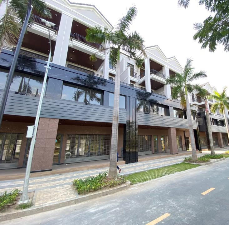 Shophouse Metro City Nhà Bè 126m² giá 23 tỷ - Đầu tư sinh lời tiềm năng!