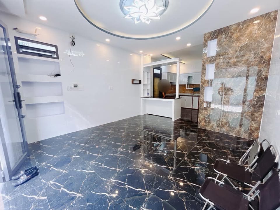 Nhà đẹp quận 7, 76m² giá 6 tỷ - Sổ hồng riêng, công chứng ngay!