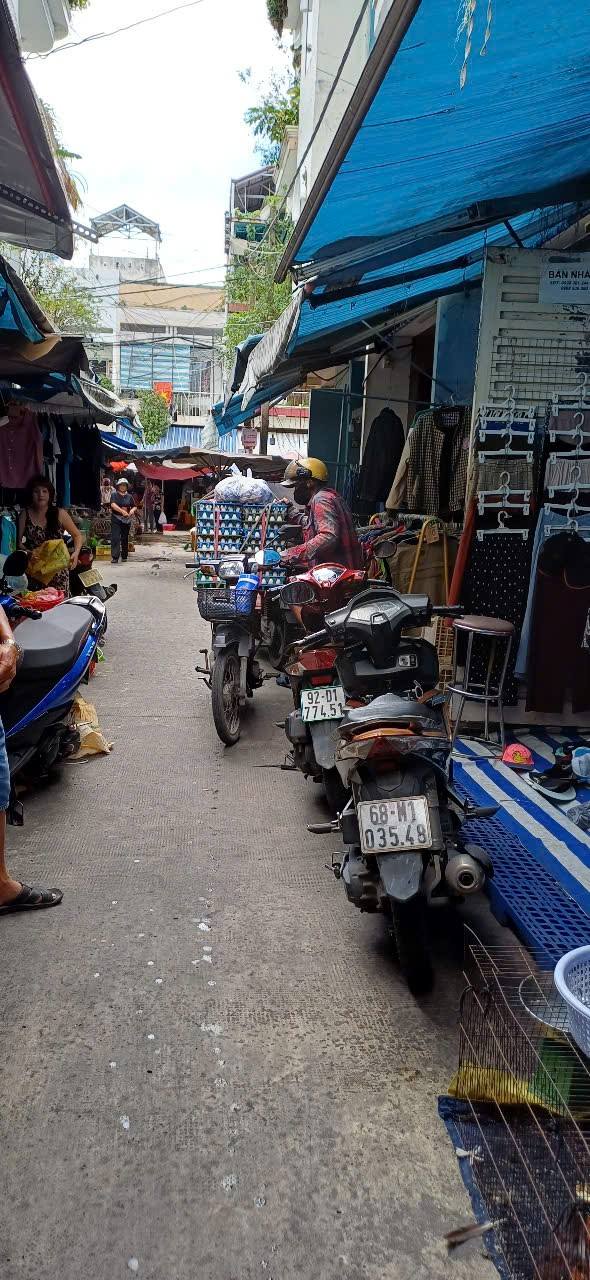 Bán nhà HXH chợ Hoàng Hoa Thám, Q. Tân Bình, 48m² giá 7.3 tỷ - Khu buôn bán sầm uất!