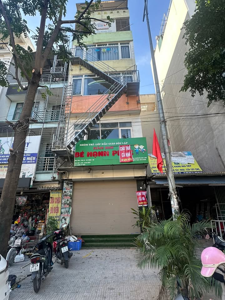 Nhà nguyên căn mặt phố Khu dịch vụ 3 Văn Phú 50m² giá 23 triệu - Phù hợp văn phòng, trung tâm