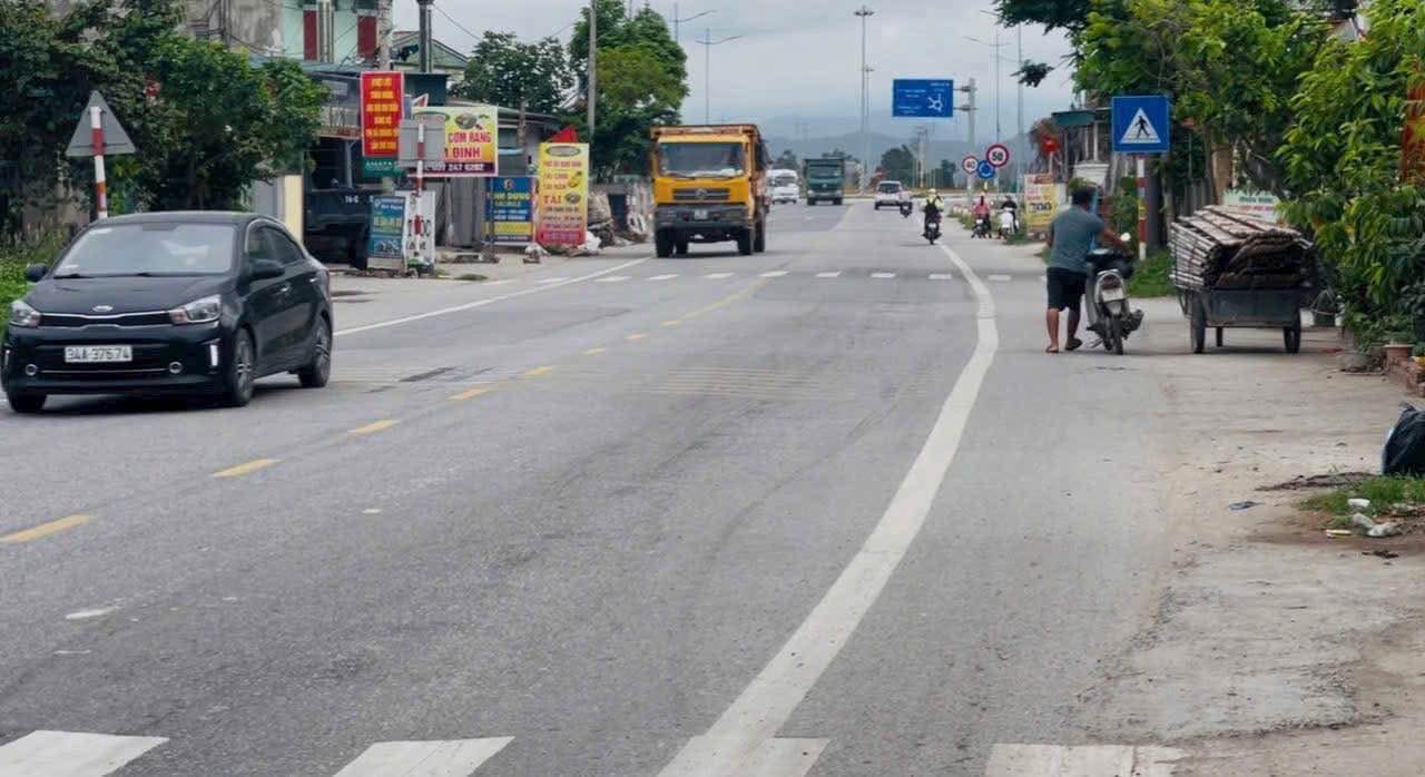 Đất nền kinh doanh Sông Khoai, Quảng Yên 290m² giá chỉ 5.8 tỷ - Sổ hồng chính chủ!