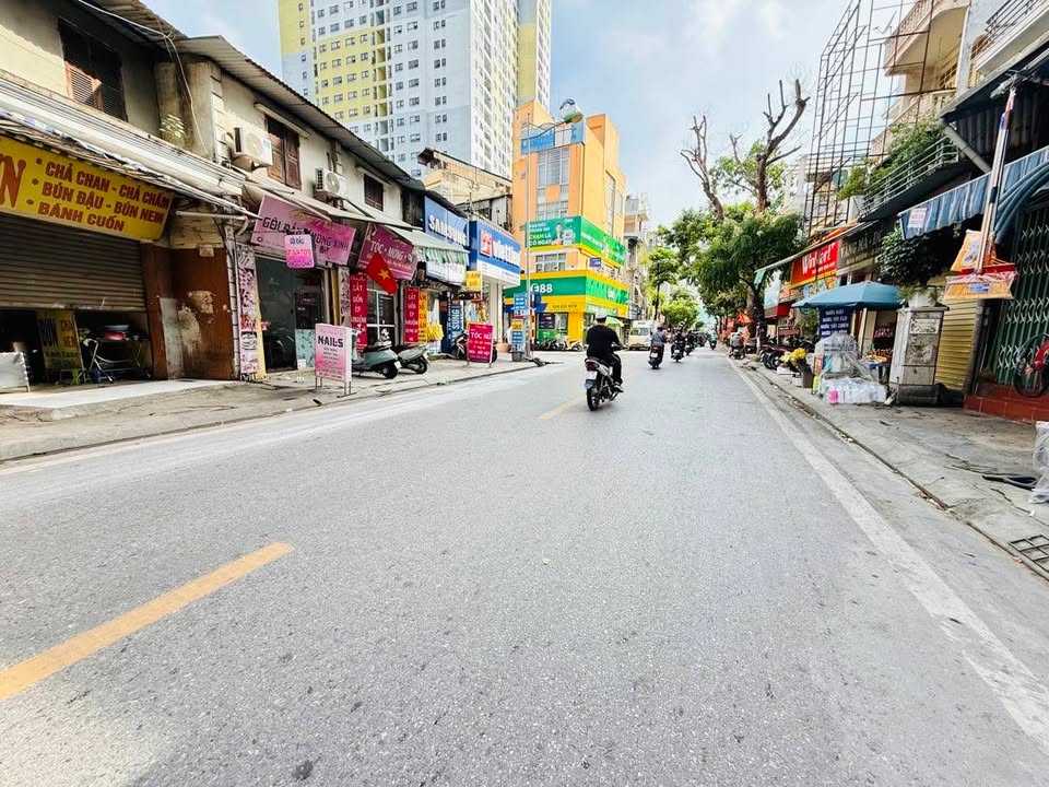 FrontHouse mặt phố Trương Định Hoàng Mai 76m² giá 17 tỷ - Đầu tư sinh lời ngay!