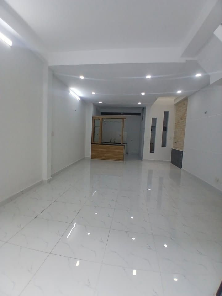 Nhà 2 tầng Nguyễn Thị Sáu 60m² giá 3.58 tỷ - Pháp lý rõ ràng, vào ở ngay!