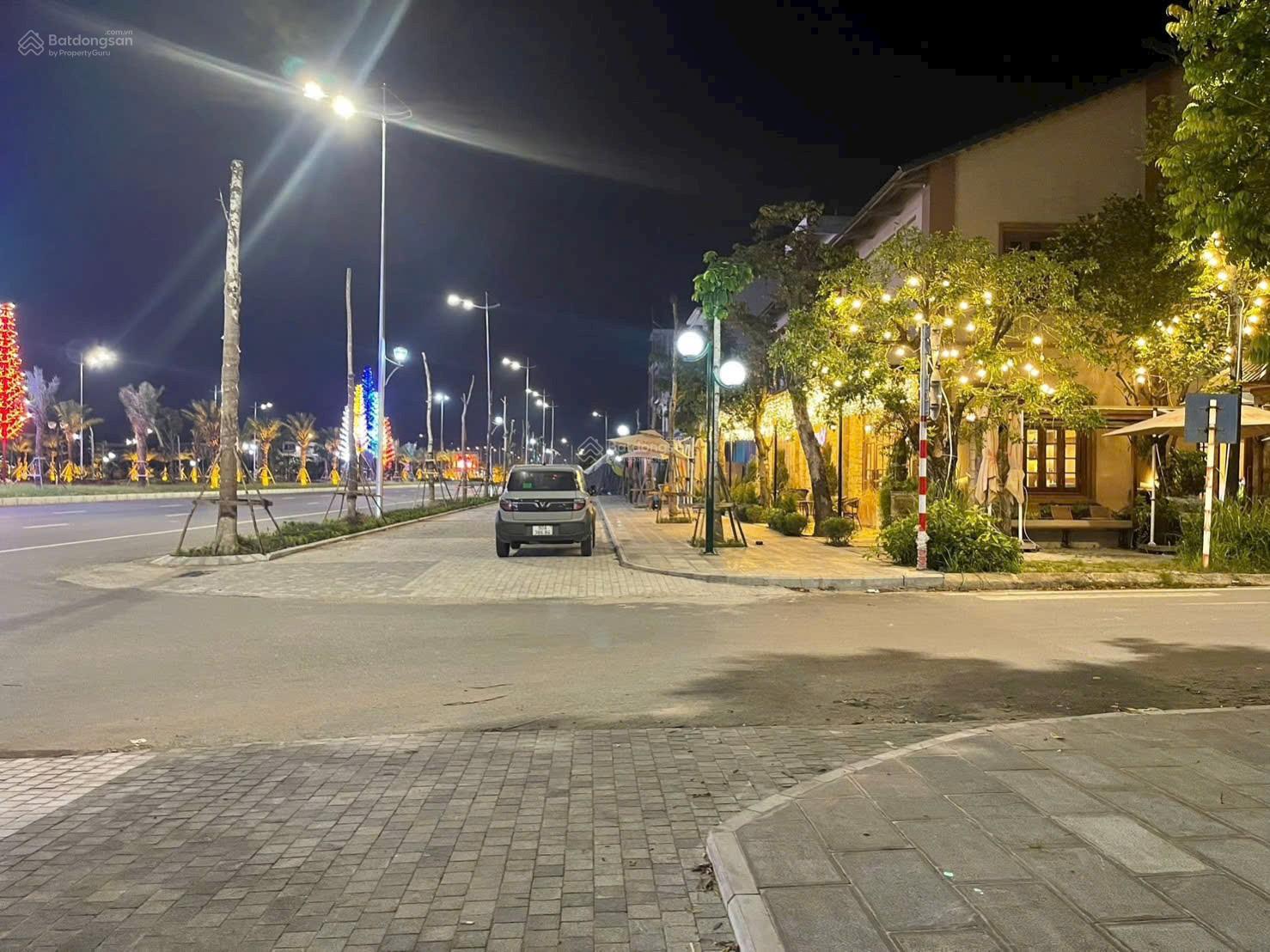 Bán đất mặt đường lớn 68m² tại Liêm Chính - Gần bệnh viện Việt Đức chỉ 12.6 tỷ!