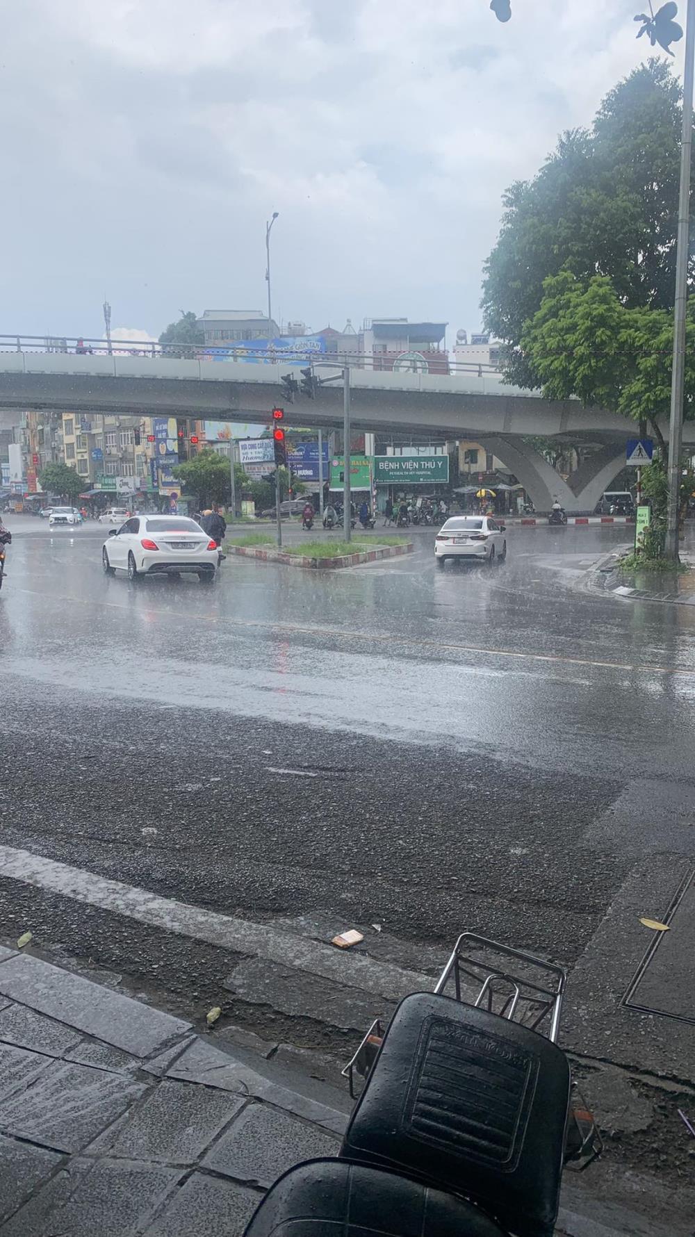 Nhà 5 tầng phân lô bàn cờ Dương Văn Bé 40m² giá 9.3 tỷ - Chính chủ bán gấp!