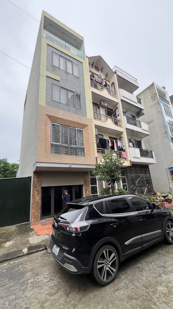 Bán nhà 5 tầng Yên Nghĩa Hà Đông 50m² giá 14.5 tỷ - Vị trí đắc địa hiếm có!