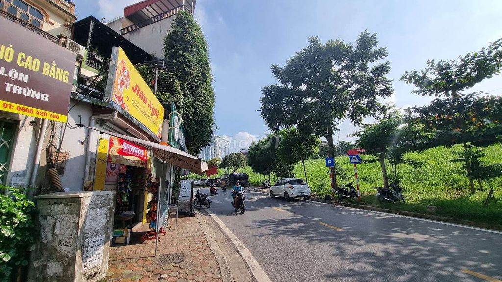 Nhà riêng 160m² tại Ngõ 130 Ngọc Thụy, Long Biên - Phong thủy tốt, giá chỉ 39 tỷ!