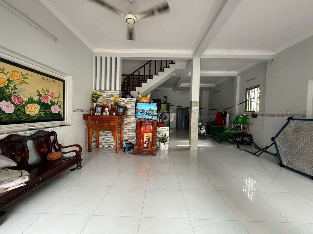 Nhà ở KDC Phúc Đạt Dĩ An 84m² giá 3.85 tỷ - Chính chủ bán gấp!