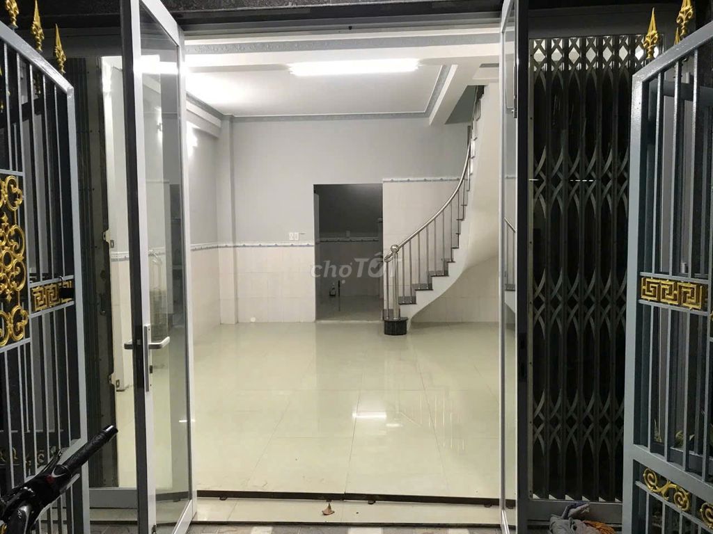 Nhà mặt tiền Lý Thường Kiệt, 41m² giá 3.4 tỷ - Kinh doanh thuận lợi